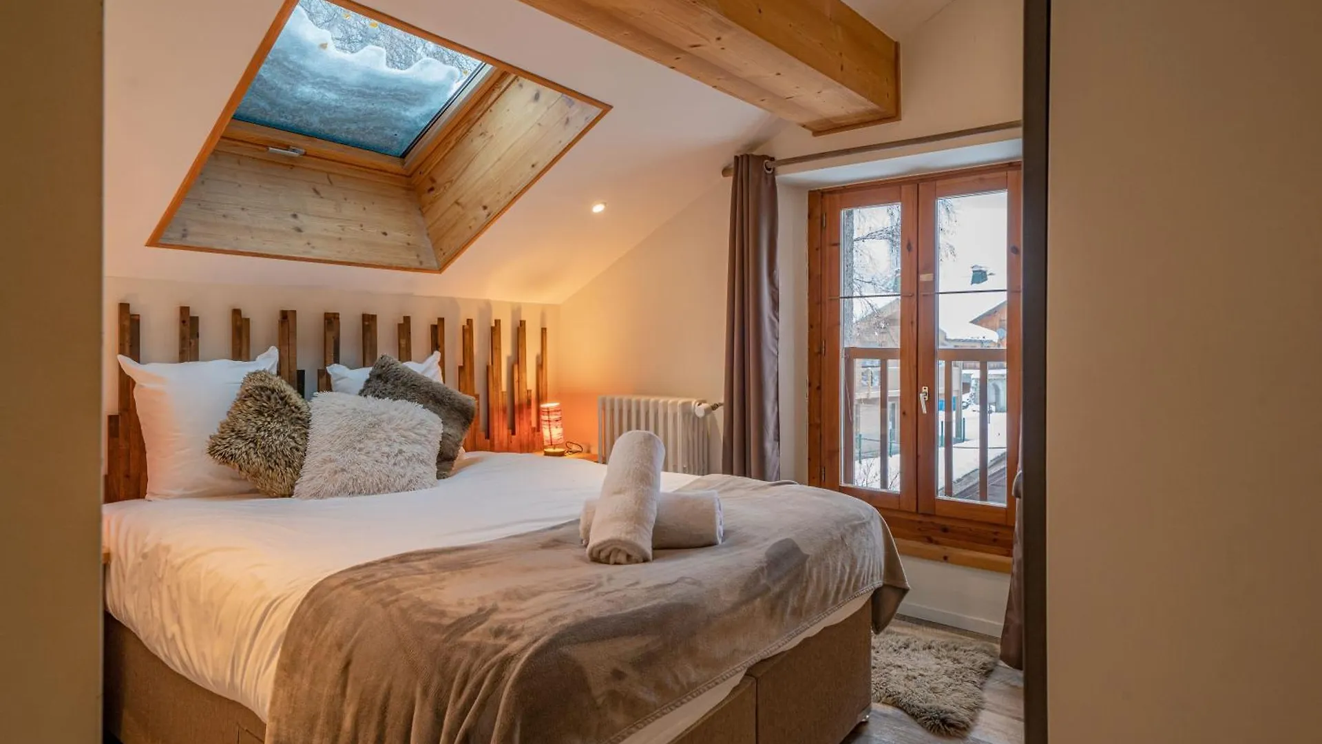 Loft Apartment High Rimaye - Mont Blanc Views, Close To Brevent Chamonix Fransa